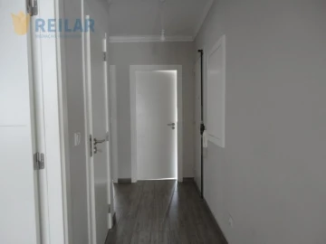 Apartamento T2 para Arrendamento em Santa Iria de Azoia, São João da Talha e Bobadela