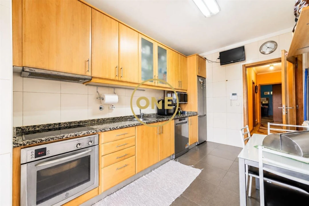 Apartamento T2 para Venda em Mindelo Foto 4