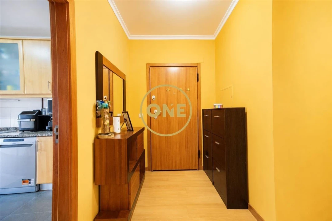 Apartamento T2 para Venda em Mindelo Foto 8