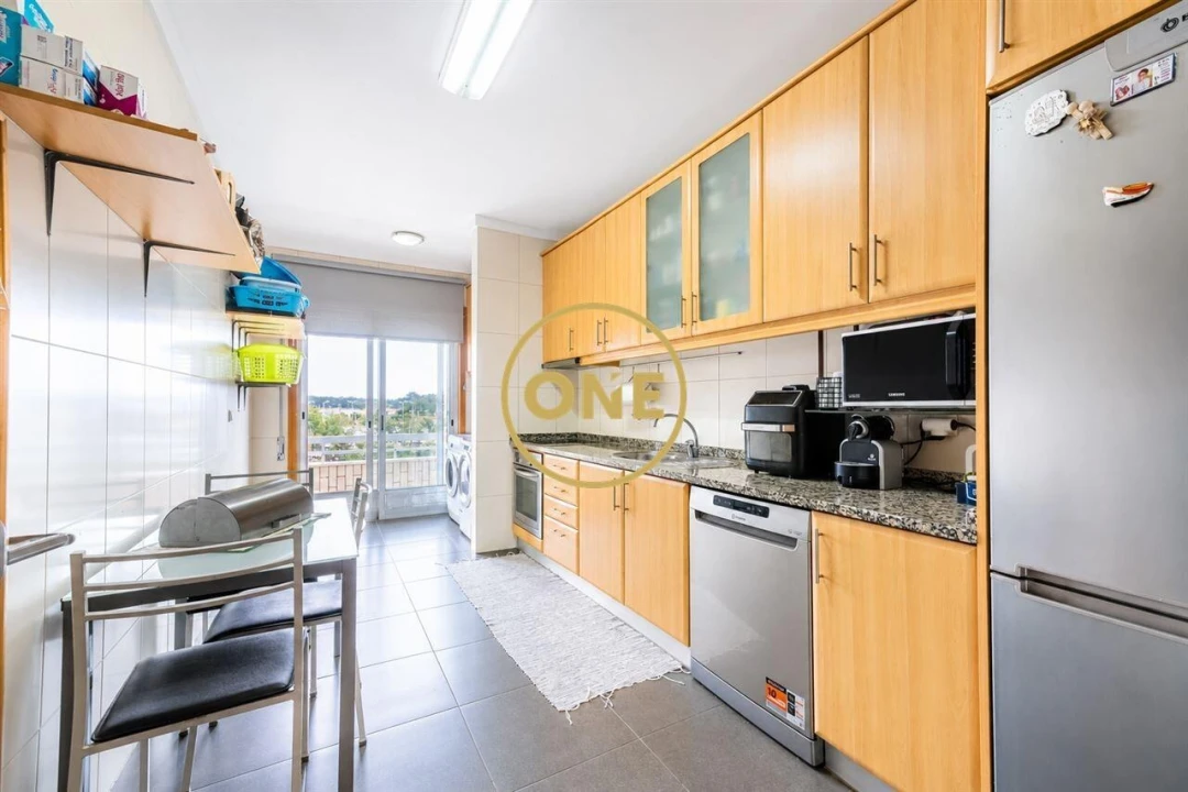 Apartamento T2 para Venda em Mindelo Foto 2