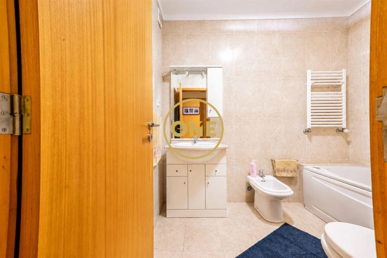 Apartamento T2 para Venda em Mindelo Foto 13