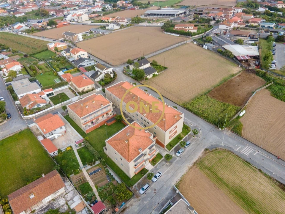 Apartamento T2 para Venda em Mindelo Foto 23