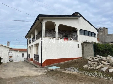 Moradia T6 para Venda em São Paio de Oleiros