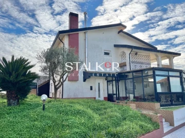 Moradia T6 para Venda em São Paio de Oleiros