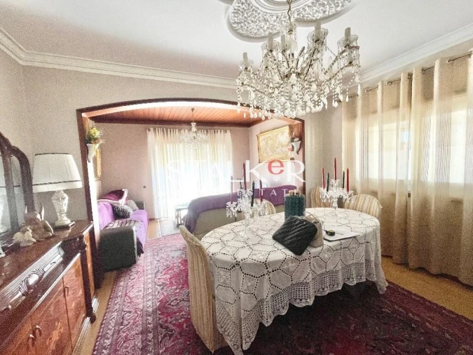 Moradia T6 para Venda em São Paio de Oleiros Foto 4