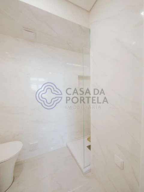 Apartamento T3 para Venda em Benfica
