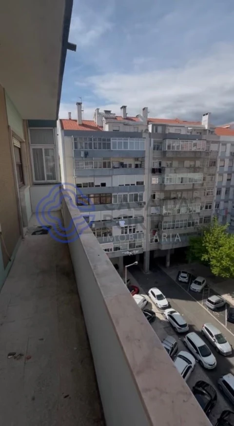 Apartamento T3 para Venda em Benfica