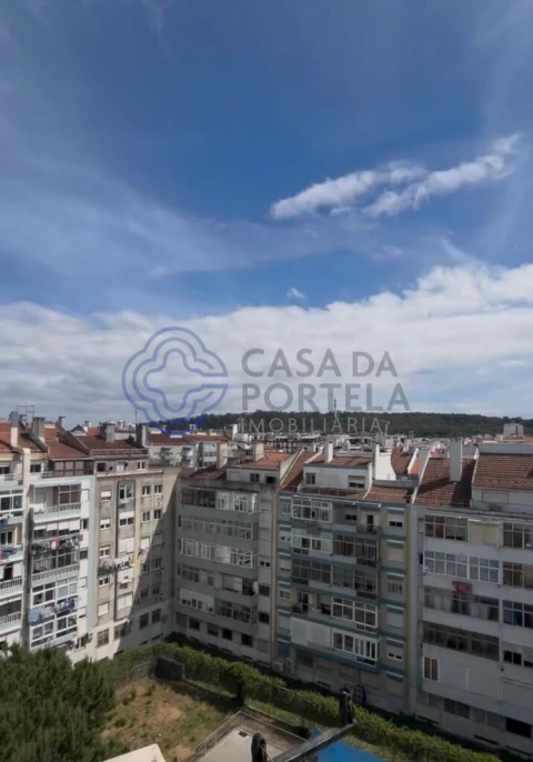 Apartamento T3 para Venda em Benfica
