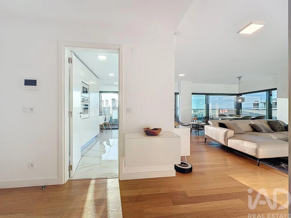 Apartamento T3 para Venda em Faro (Sé e São Pedro) Foto 9