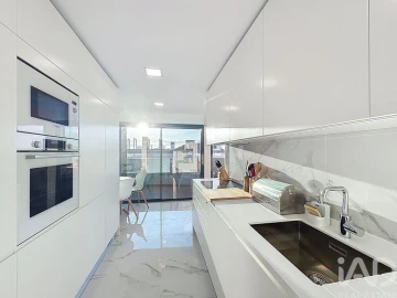 Apartamento T3 para Venda em Faro (Sé e São Pedro)
