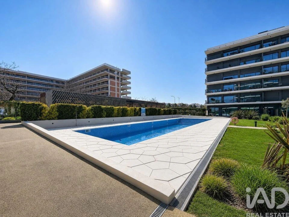 Apartamento T3 para Venda em Faro (Sé e São Pedro) Foto 1