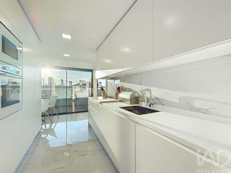 Apartamento T3 para Venda em Faro (Sé e São Pedro) Foto 10