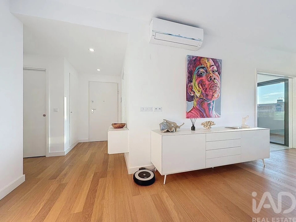 Apartamento T3 para Venda em Faro (Sé e São Pedro) Foto 2
