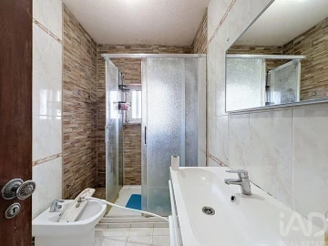 Moradia T3 para Venda em Loule (São Sebastião)