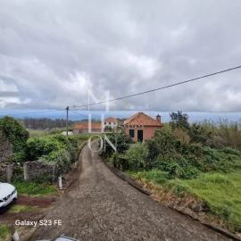 Moradia T2 para Venda em Porto Moniz