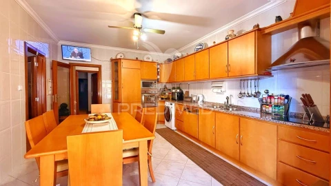 Apartamento T2 para Venda em Pousada de Saramagos