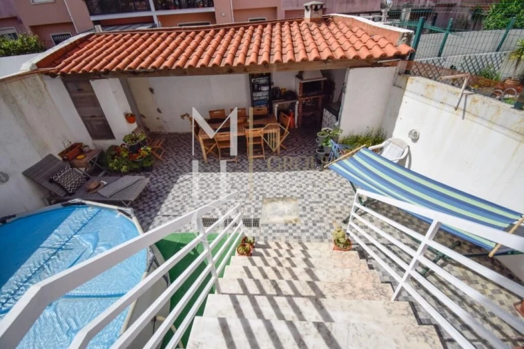 Apartamento T2 para Venda em Alcabideche Foto 17