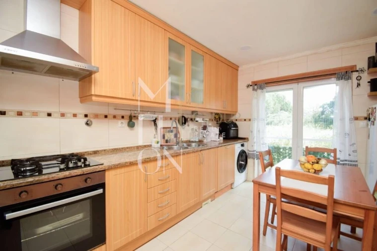 Apartamento T2 para Venda em Alcabideche Foto 9
