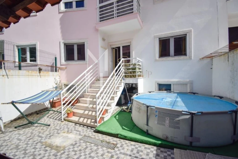 Apartamento T2 para Venda em Alcabideche Foto 16