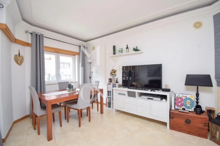 Apartamento T2 para Venda em Alcabideche Foto 7