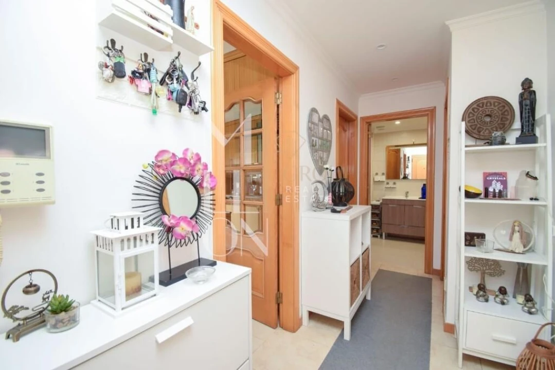 Apartamento T2 para Venda em Alcabideche Foto 18