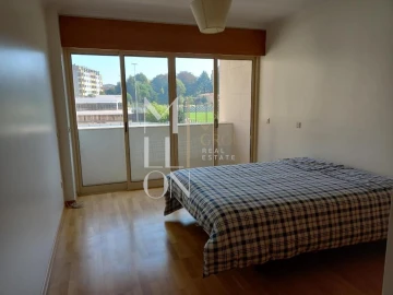 Apartamento T1 para Arrendamento em Ramalde