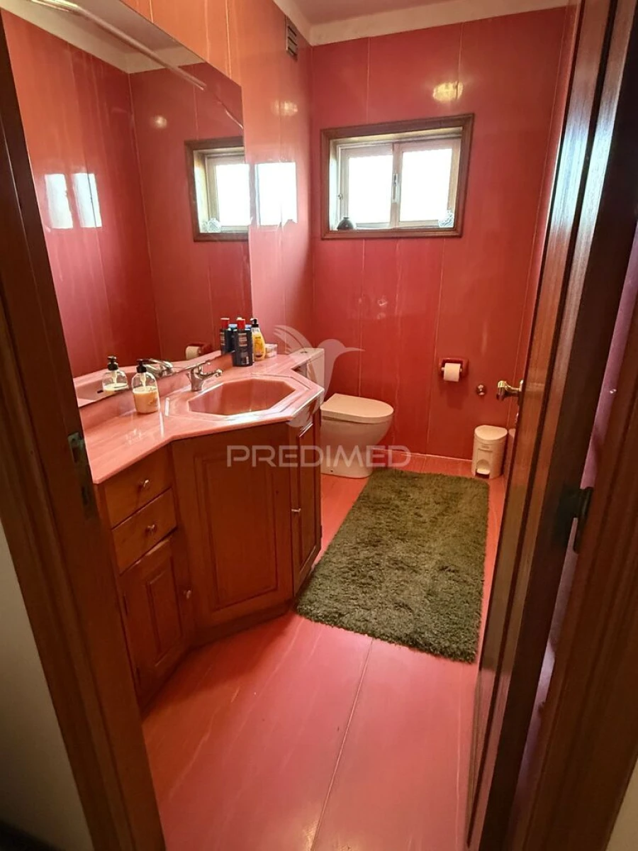Moradia T3 para Venda em Arvore Foto 14