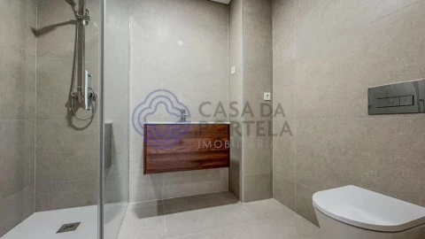 Apartamento T1 para Venda em Póvoa de Varzim, Beiriz e Argivai