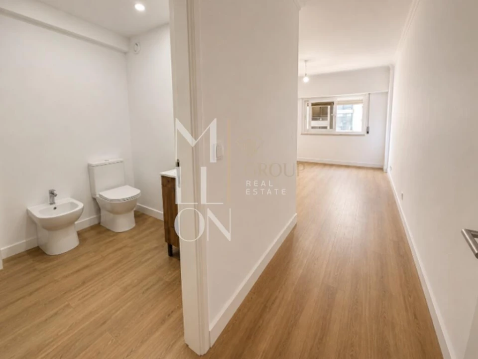Apartamento T3 para Venda em São Domingos de Benfica Foto 11