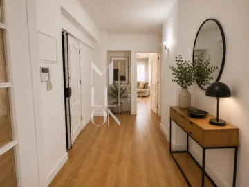 Apartamento T3 para Venda em São Domingos de Benfica