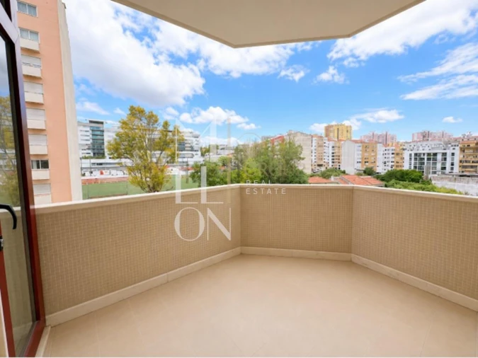 Apartamento T3 para Venda em São Domingos de Benfica Foto 36