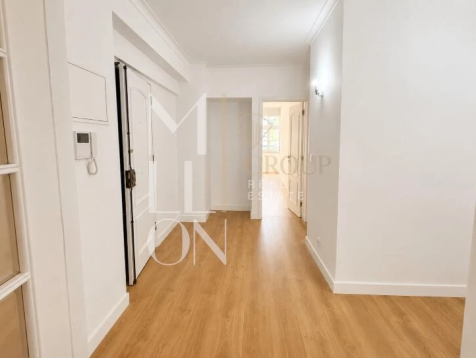 Apartamento T3 para Venda em São Domingos de Benfica Foto 8