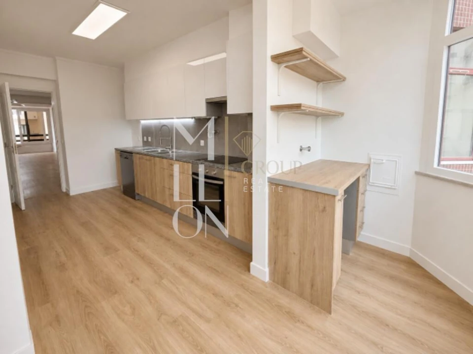 Apartamento T3 para Venda em São Domingos de Benfica Foto 31