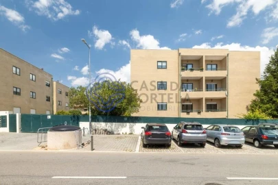 Apartamento T2 para Venda em Vilar de Andorinho