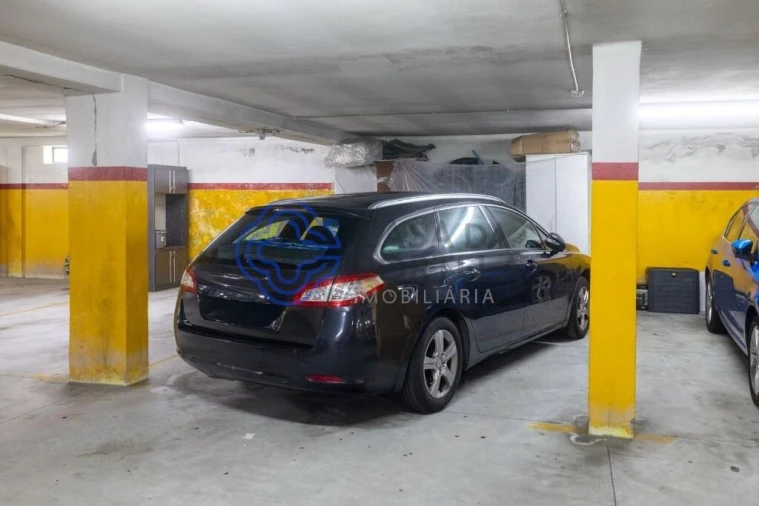 Apartamento T2 para Venda em Vilar de Andorinho Foto 21