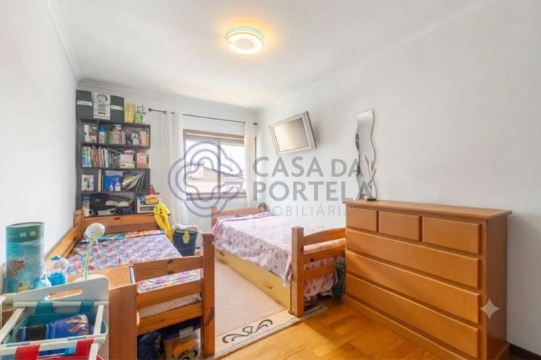 Apartamento T2 para Venda em Vilar de Andorinho Foto 23