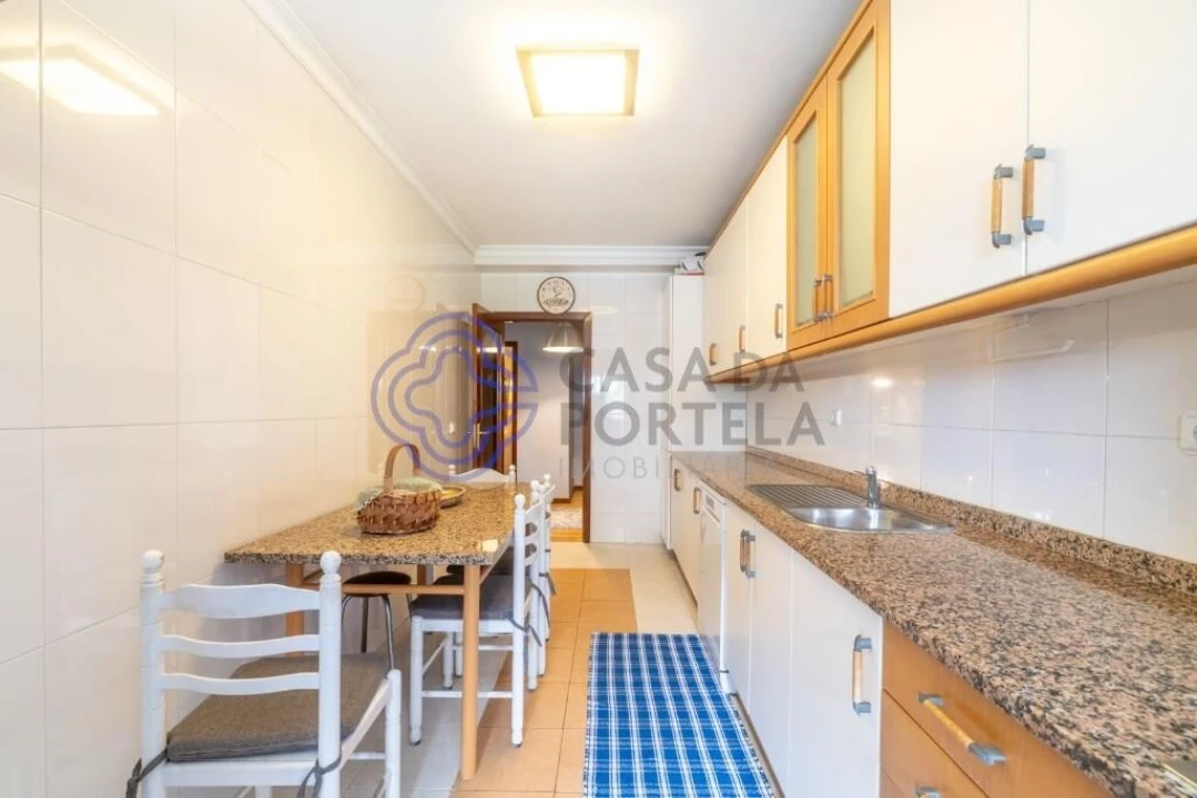 Apartamento T2 para Venda em Vilar de Andorinho Foto 20