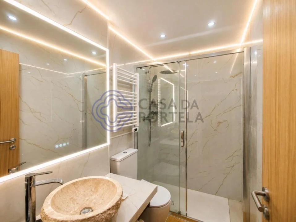 Apartamento T3 para Venda em Mafamude e Vilar do Paraíso Foto 14