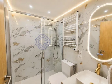 Apartamento T3 para Venda em Mafamude e Vilar do Paraíso