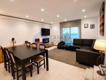 Apartamento T3 para Venda em Mafamude e Vilar do Paraíso