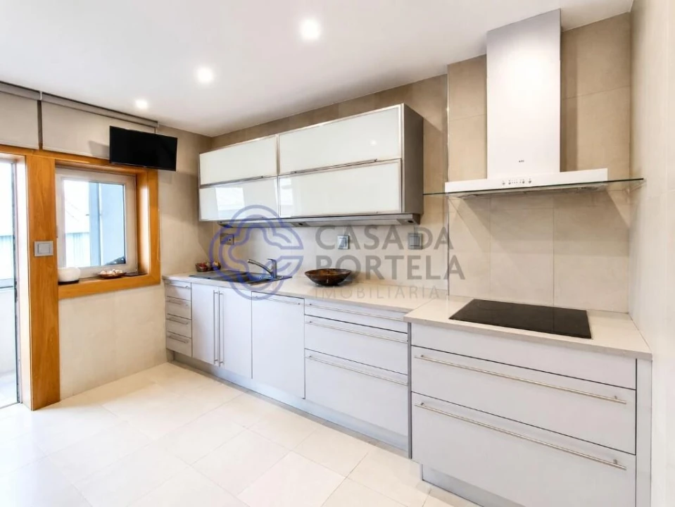 Apartamento T3 para Venda em Mafamude e Vilar do Paraíso Foto 5