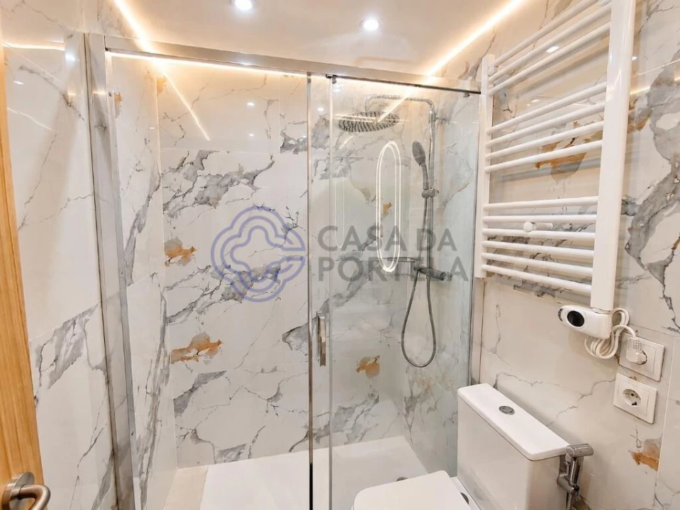 Apartamento T3 para Venda em Mafamude e Vilar do Paraíso Foto 19