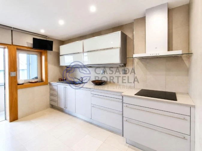 Apartamento T3 para Venda em Mafamude e Vilar do Paraíso Foto 5