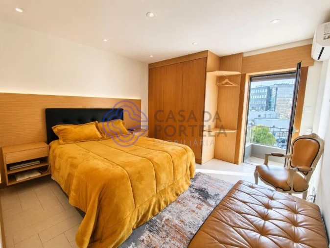 Apartamento T3 para Venda em Mafamude e Vilar do Paraíso Foto 12