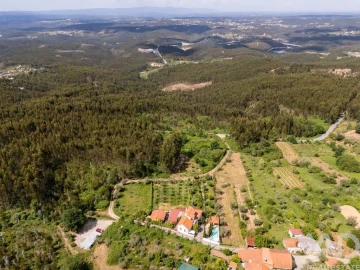 Moradia T4 para Venda em Pombeiro da Beira