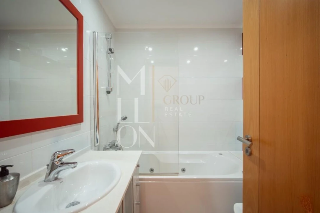 Apartamento T2 para Venda em Alcabideche Foto 18