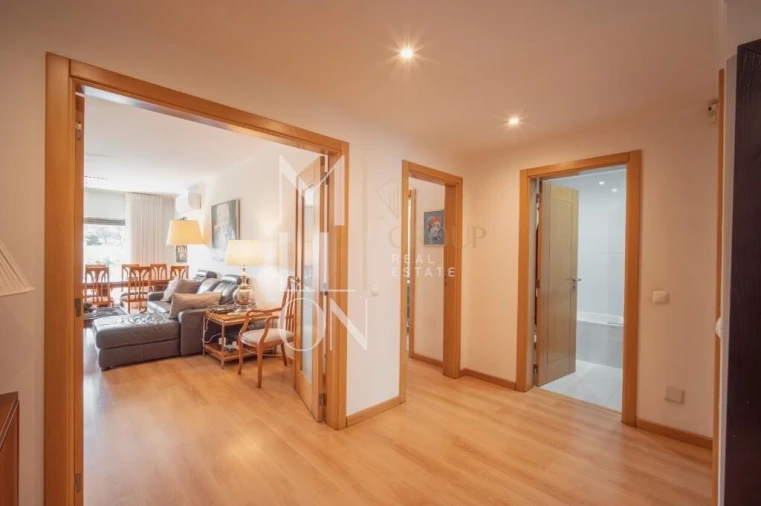 Apartamento T2 para Venda em Alcabideche Foto 8