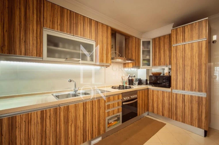 Apartamento T2 para Venda em Alcabideche Foto 14