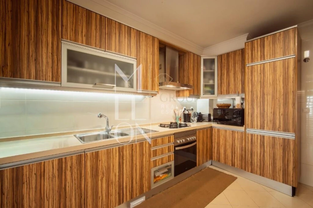 Apartamento T2 para Venda em Alcabideche Foto 14
