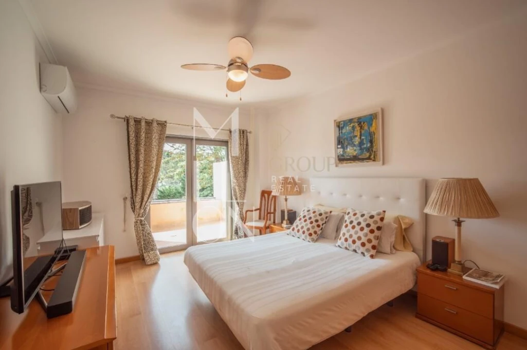 Apartamento T2 para Venda em Alcabideche Foto 21